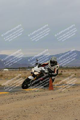 media/Jan-14-2023-SoCal Trackdays (Sat) [[497694156f]]/Turn 9 Inside (11am)/
